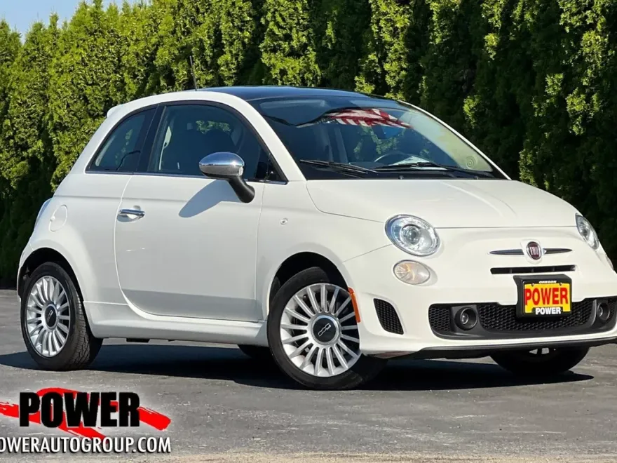 2018 Fiat 500 Lounge photo 1