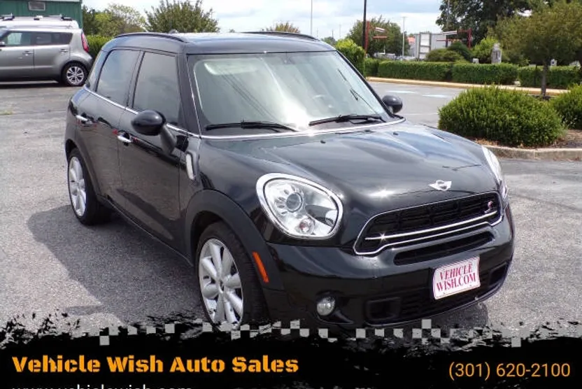 2015 Mini Countryman S photo 1