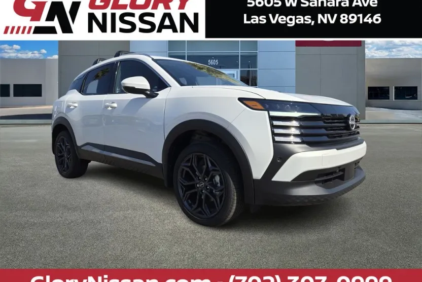 2025 Nissan Kicks SR photo 1