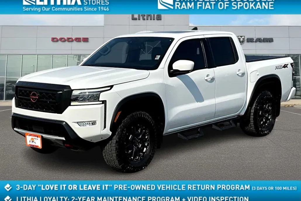 2022 Nissan Frontier PRO-4X photo 1