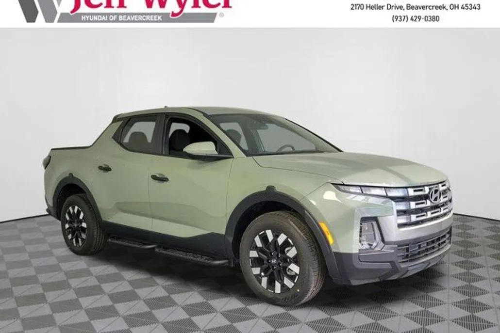 2025 Hyundai Santa Cruz SE photo 1