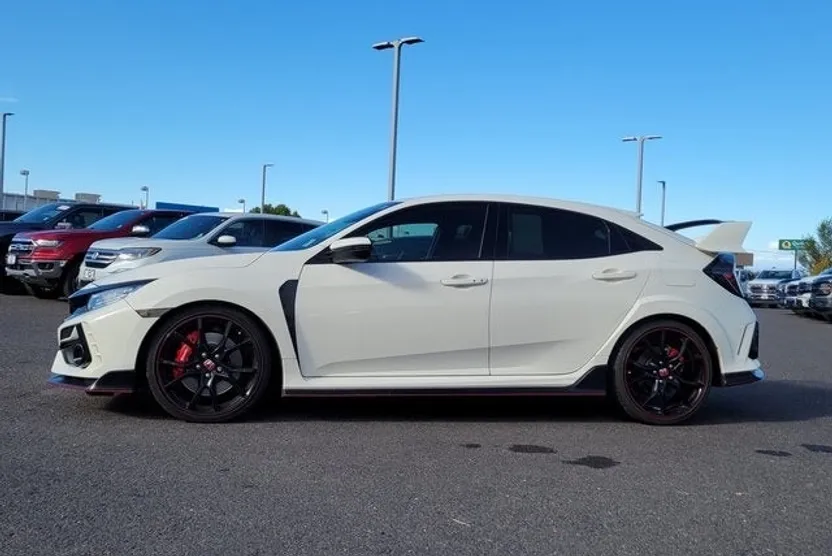 2021 Honda Civic Type R Touring photo 1