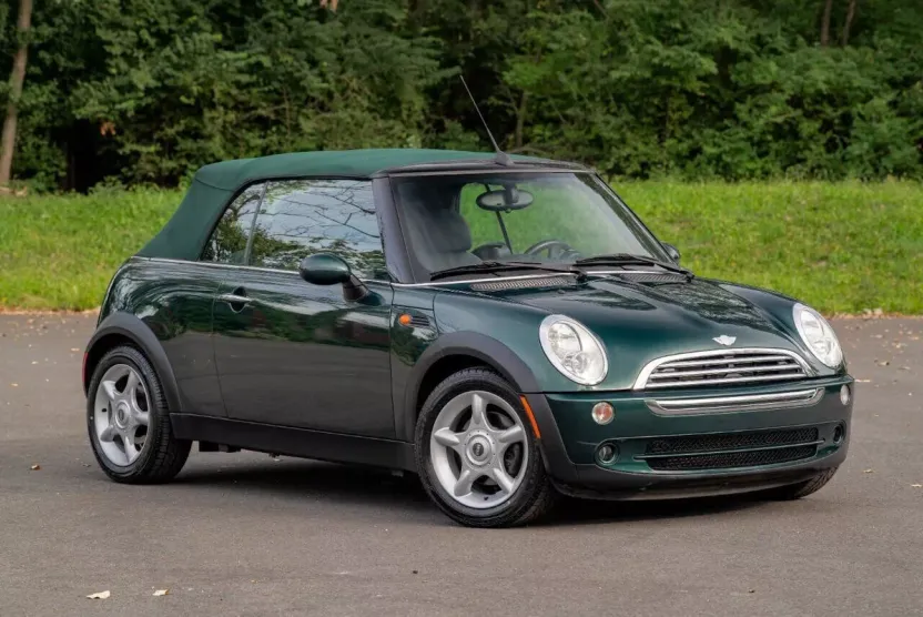 2005 Mini Cooper Convertible photo 1