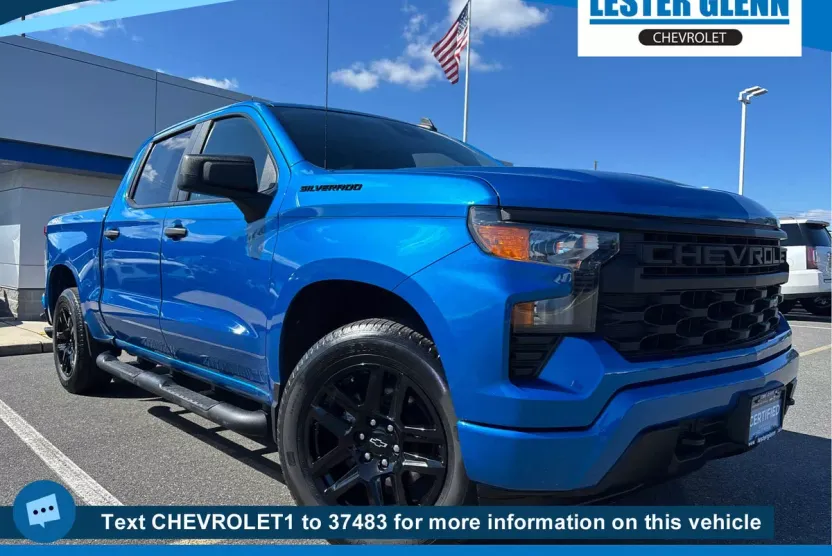 2022 Chevrolet Silverado 1500 Custom photo 1