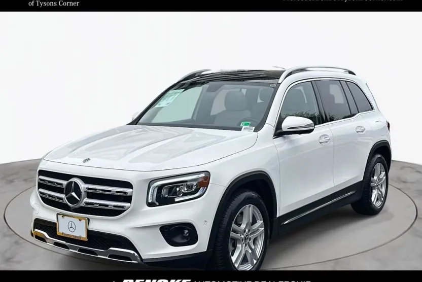 2023 Mercedes Benz GLB 250 4MATIC photo 1