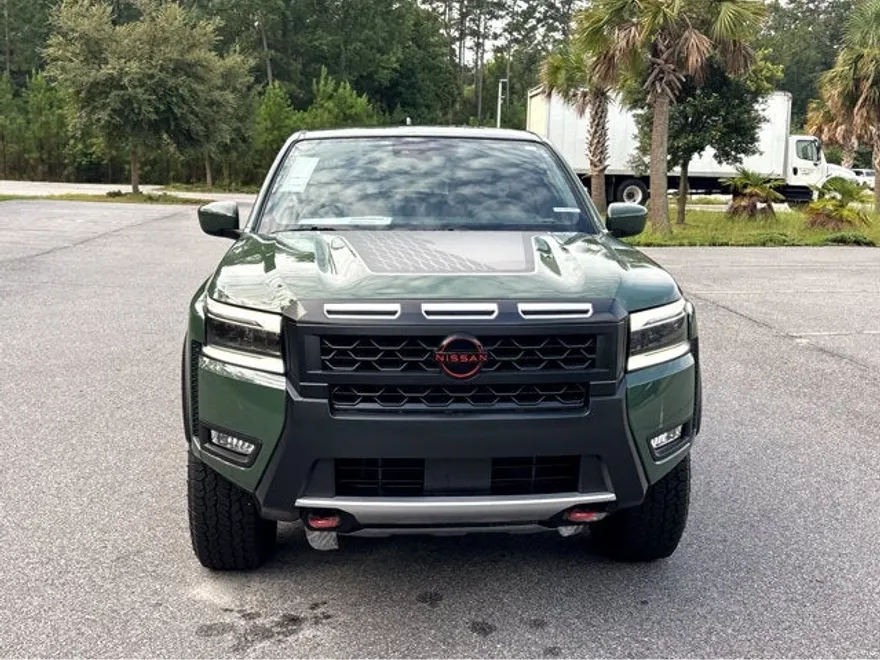 2025 Nissan Frontier Crew Cab PRO-4X photo 1