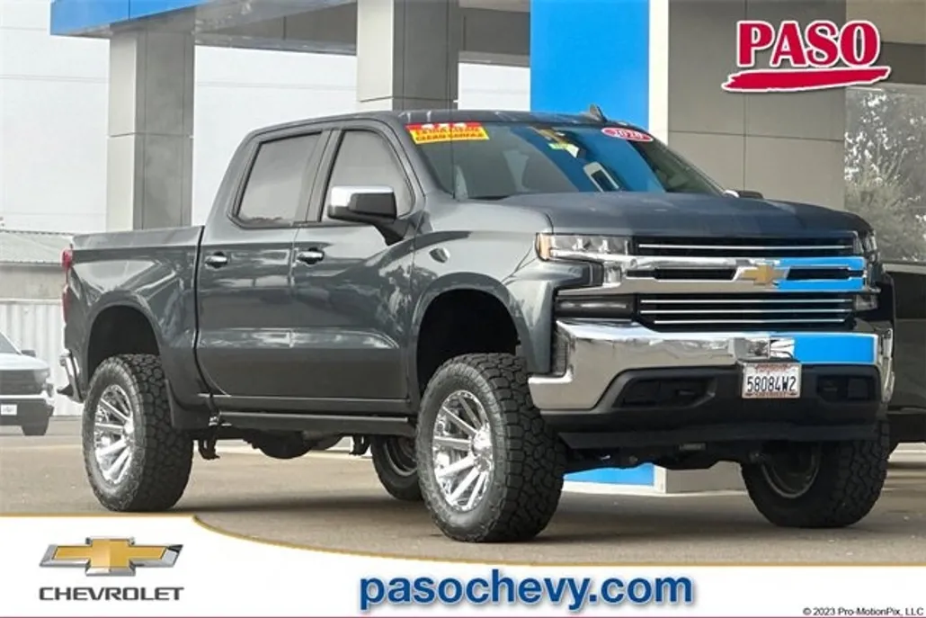 2020 Chevrolet Silverado 1500 LT photo 1