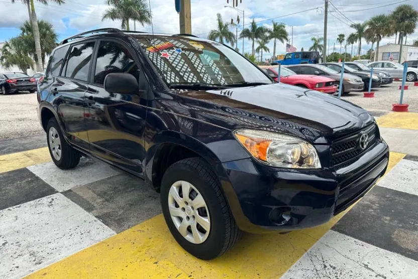 2007 Toyota RAV4 Base photo 1