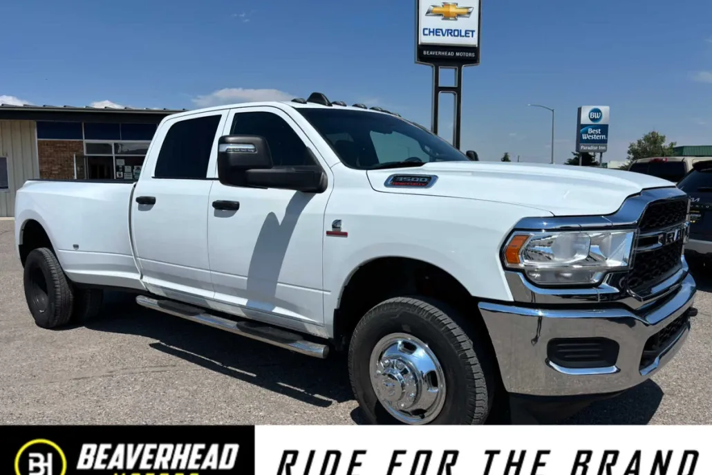 2023 Ram 3500 Tradesman photo 1