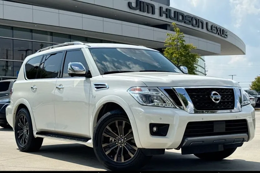 2020 Nissan Armada Platinum photo 1