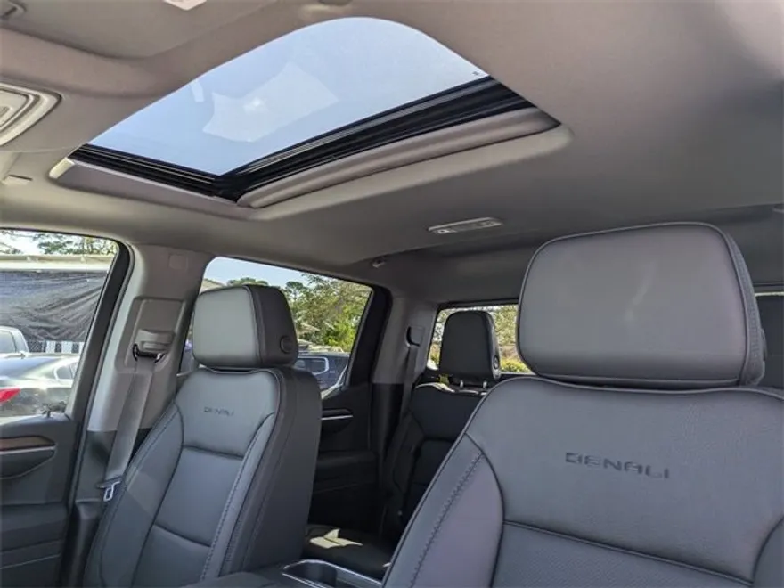2025 Gmc Sierra 1500 Denali photo 1