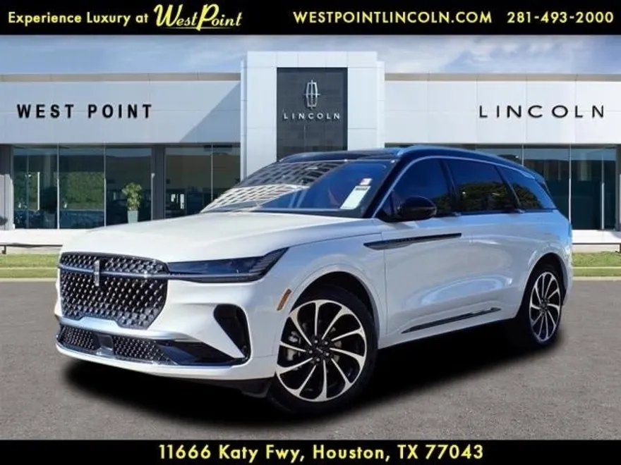 2025 Lincoln Nautilus Black Label photo 1
