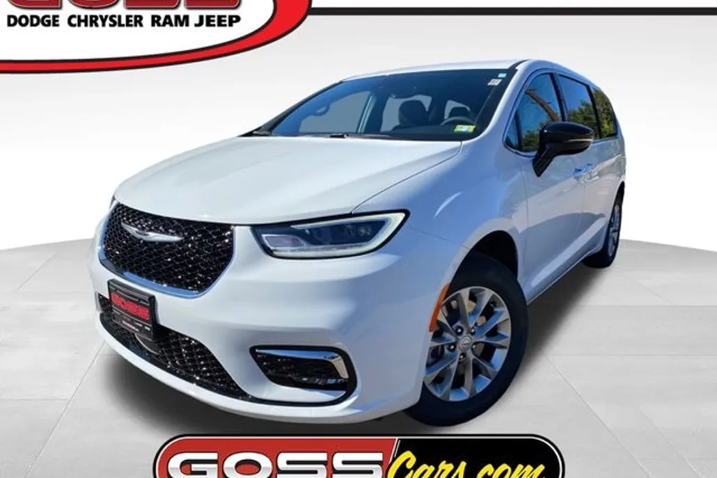 2026 Chrysler Pacifica photo 1