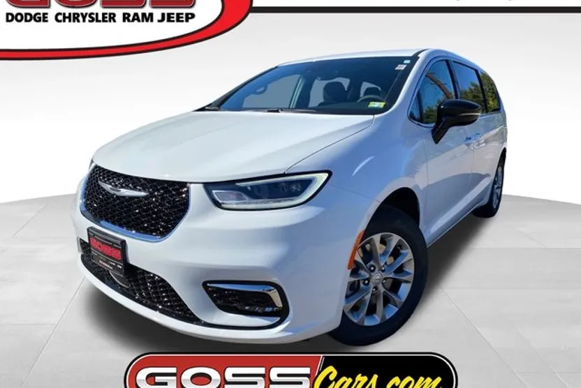 2026 Chrysler Pacifica photo 1