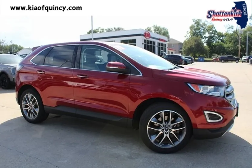 2017 Ford Edge Titanium photo 1