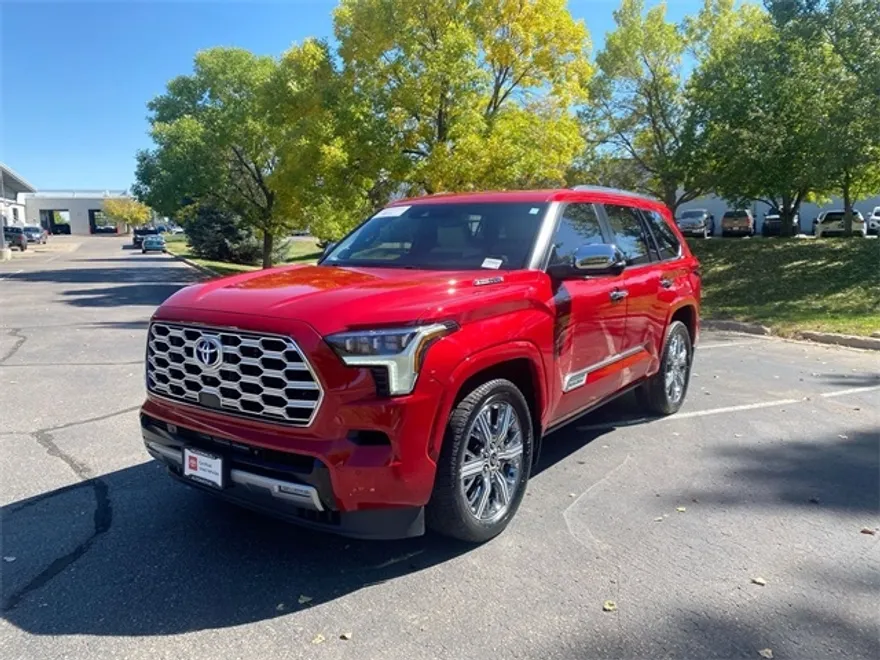 2024 Toyota Sequoia Capstone photo 1