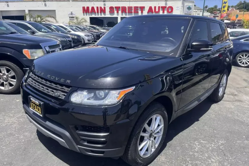 2016 Land Rover Range Rover Sport SE photo 1