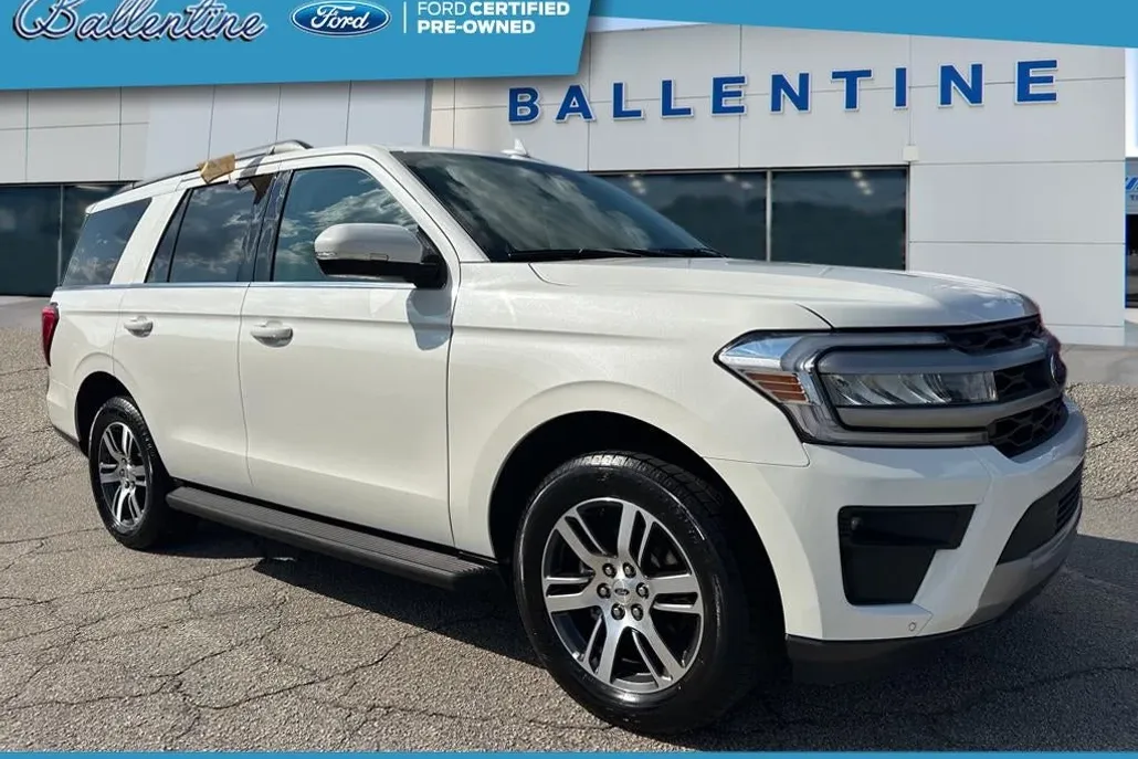 2024 Ford Expedition XLT photo 1