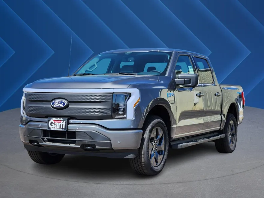 2025 Ford F-150 Lightning photo 1