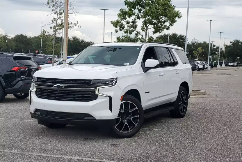 2022 Chevrolet Tahoe RST photo 1