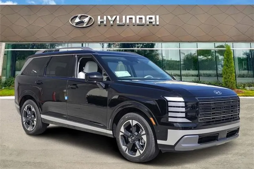 2026 Hyundai Palisade Limited photo 1