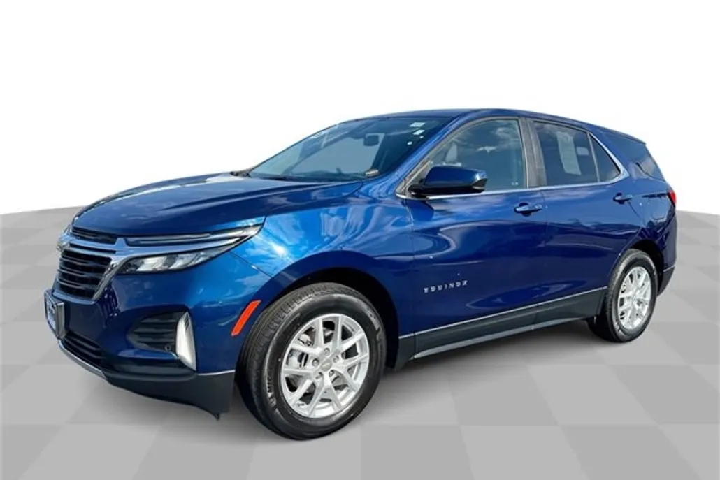 2022 Chevrolet Equinox LT photo 1