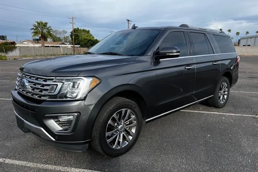 2018 Ford Expedition MAX Limited photo 1