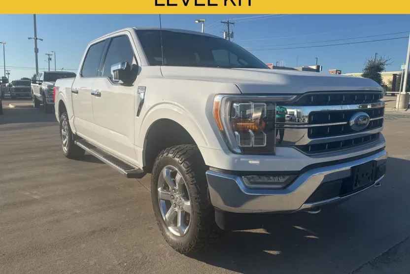 2023 Ford F-150 Lariat photo 1