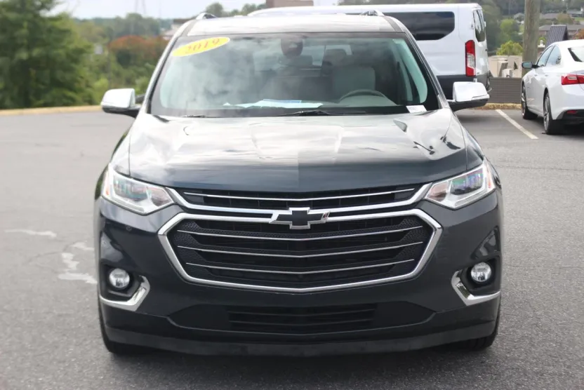 2019 Chevrolet Traverse Premier photo 1