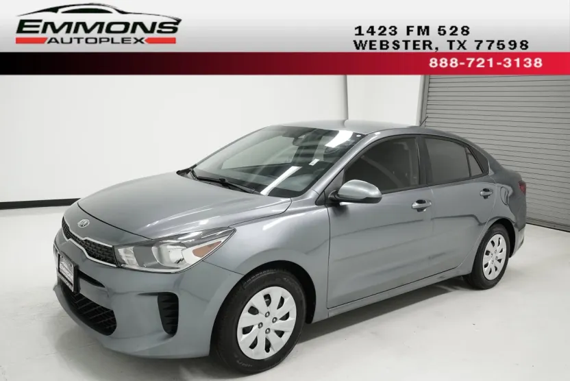 2020 Kia Rio S photo 1