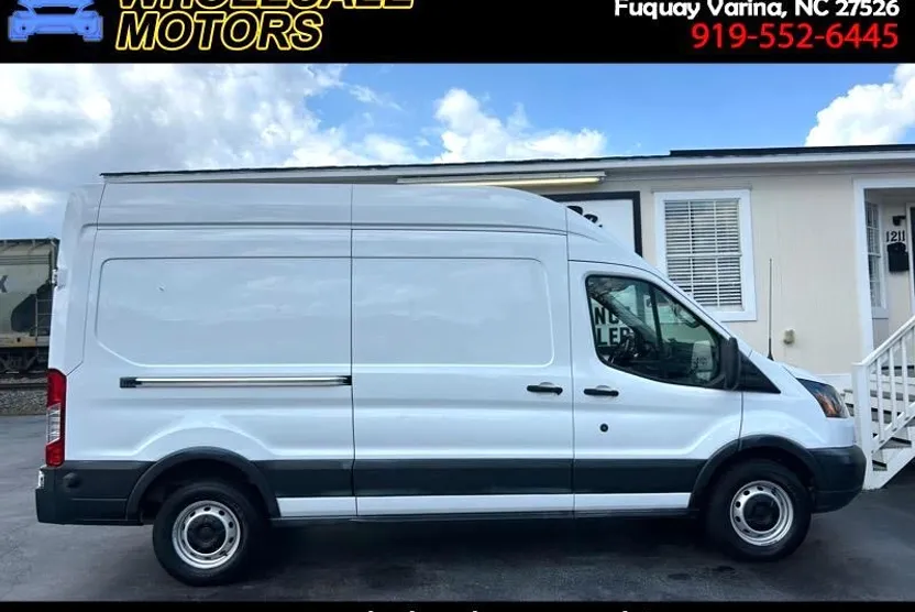 2019 Ford Transit Van photo 1