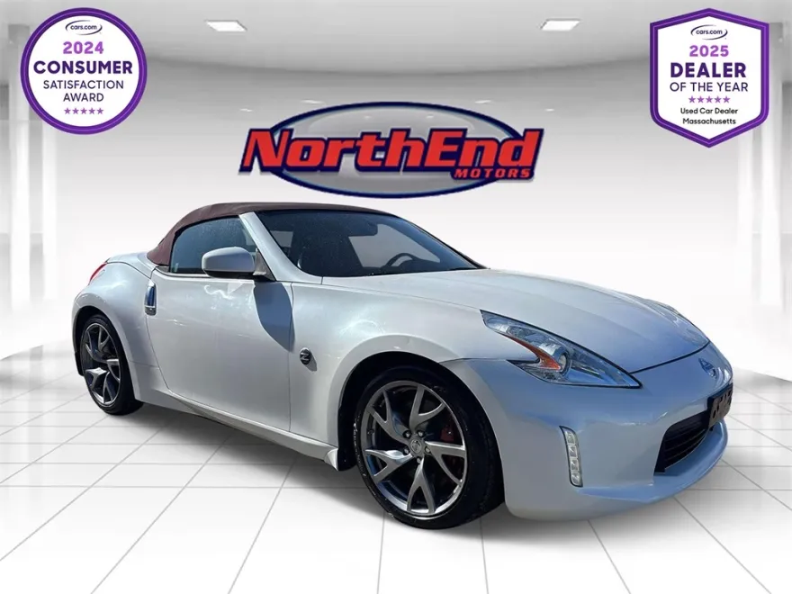 2013 Nissan 370Z Touring photo 1