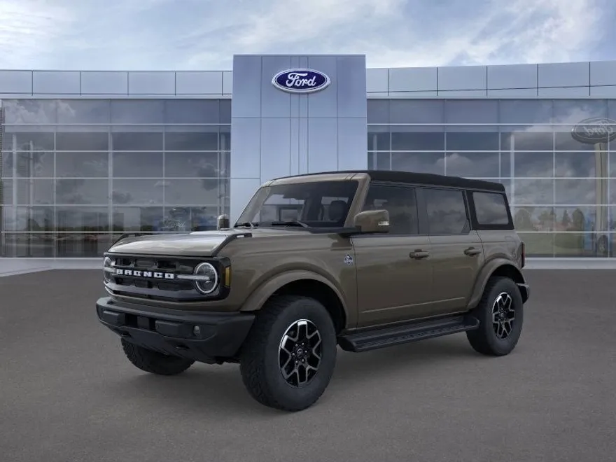 2025 Ford Bronco Outer Banks photo 1