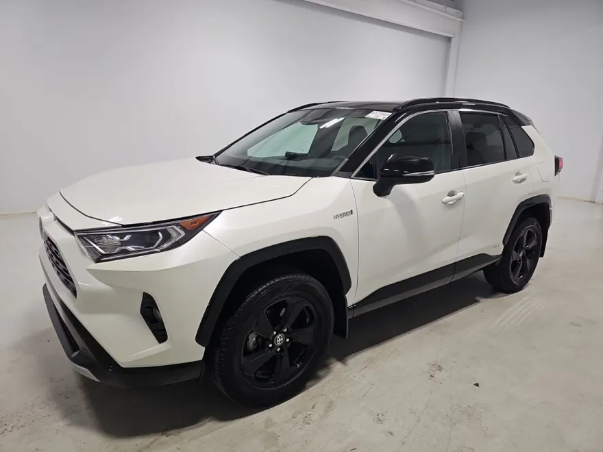 2021 Toyota RAV4 Hybrid XSE photo 1