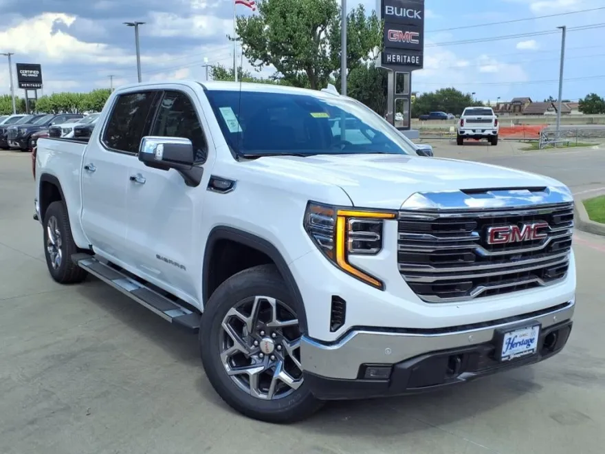 2026 Gmc Sierra 1500 SLT photo 1
