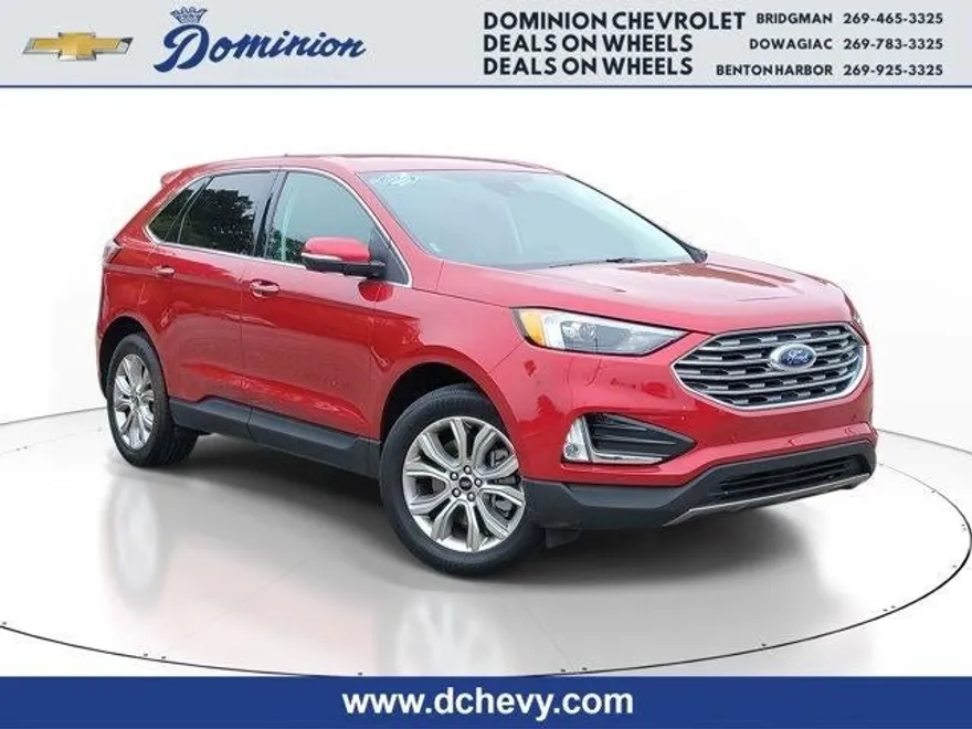2024 Ford Edge Titanium photo 1