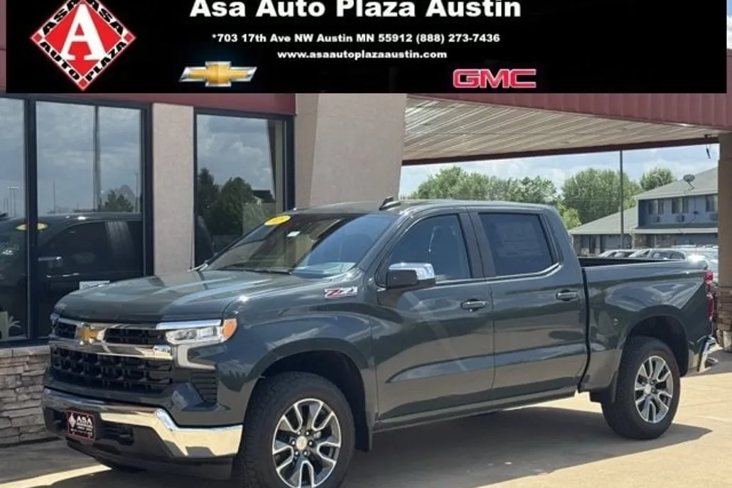 2025 Chevrolet Silverado 1500 LT photo 1