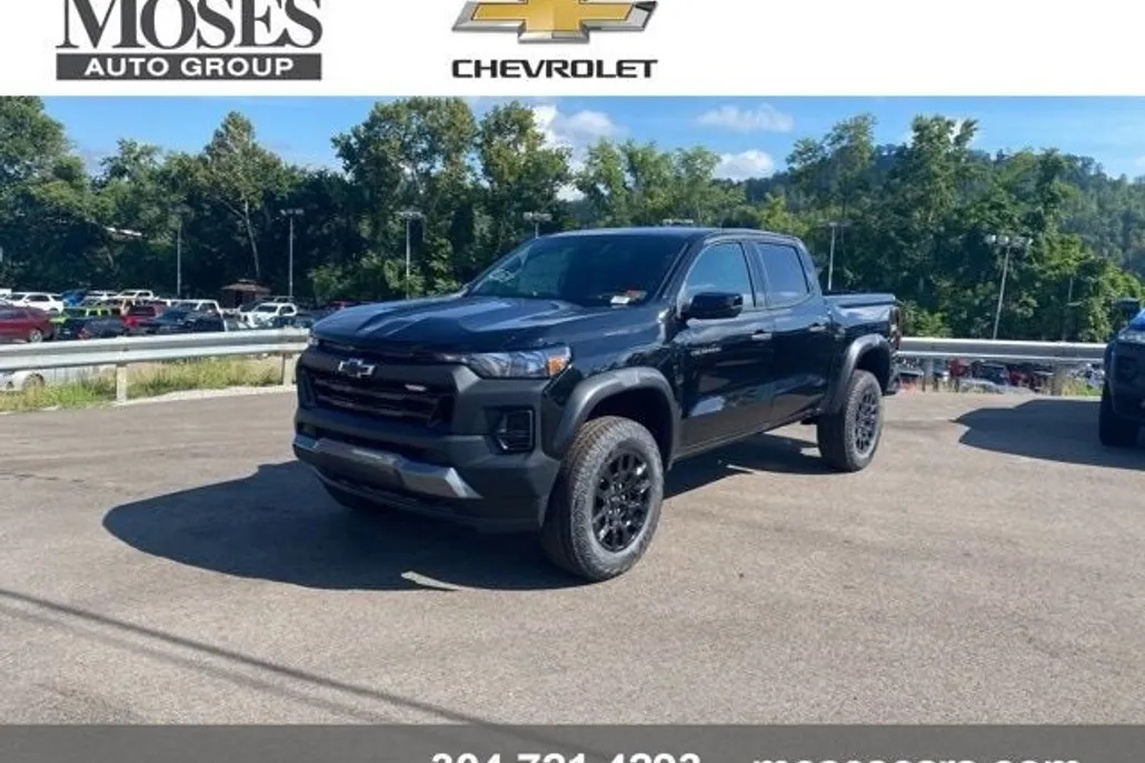 2026 Chevrolet Colorado Trail Boss photo 1