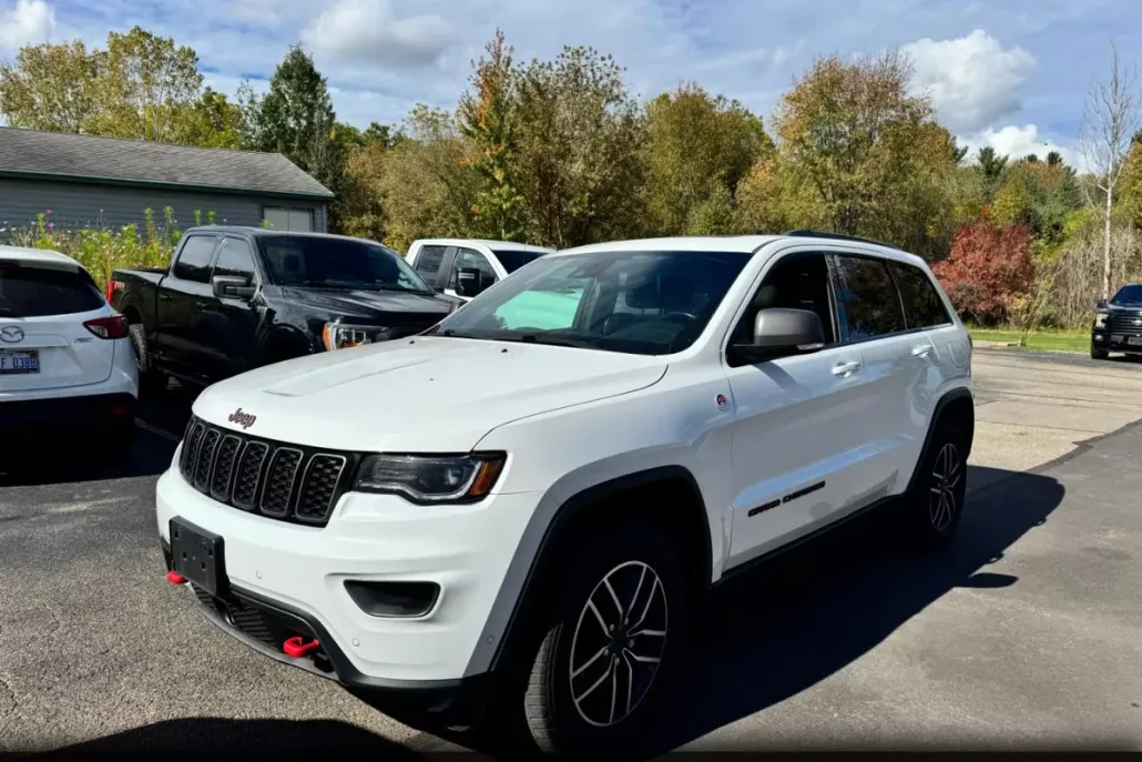 2019 Jeep Grand Cherokee Trailhawk photo 1