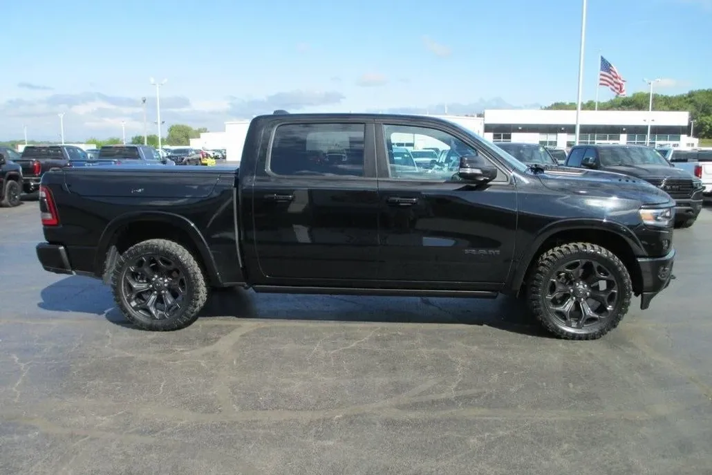 2020 Ram 1500 Limited photo 1