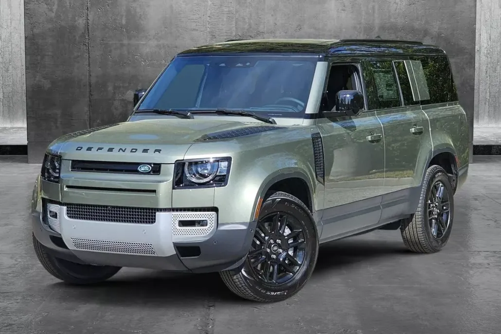 2025 Land Rover Defender S photo 1
