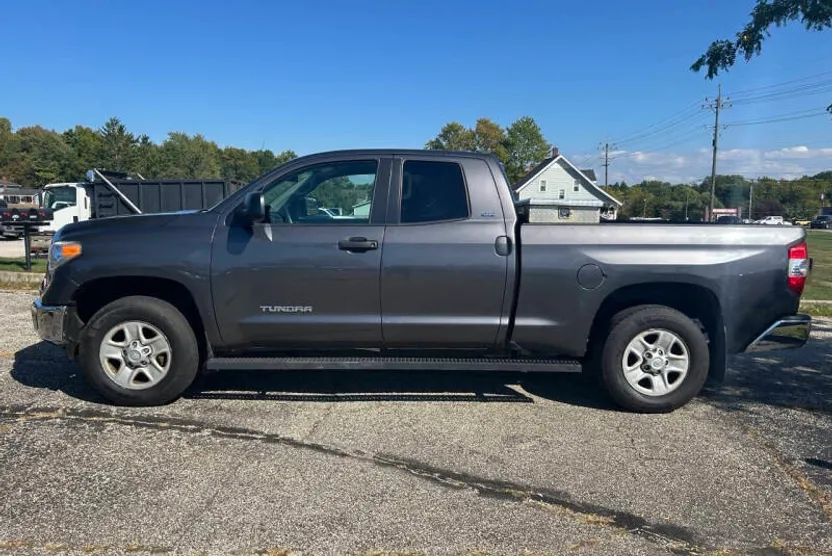 2017 Toyota Tundra TRD Pro photo 1