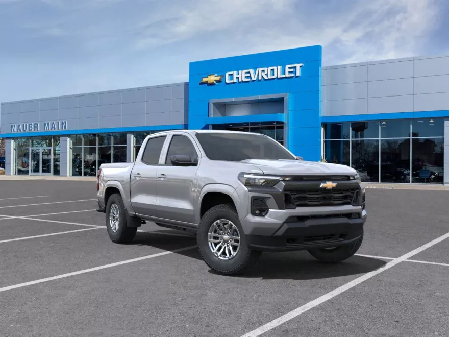 2025 Chevrolet Colorado Work Truck LT photo 1