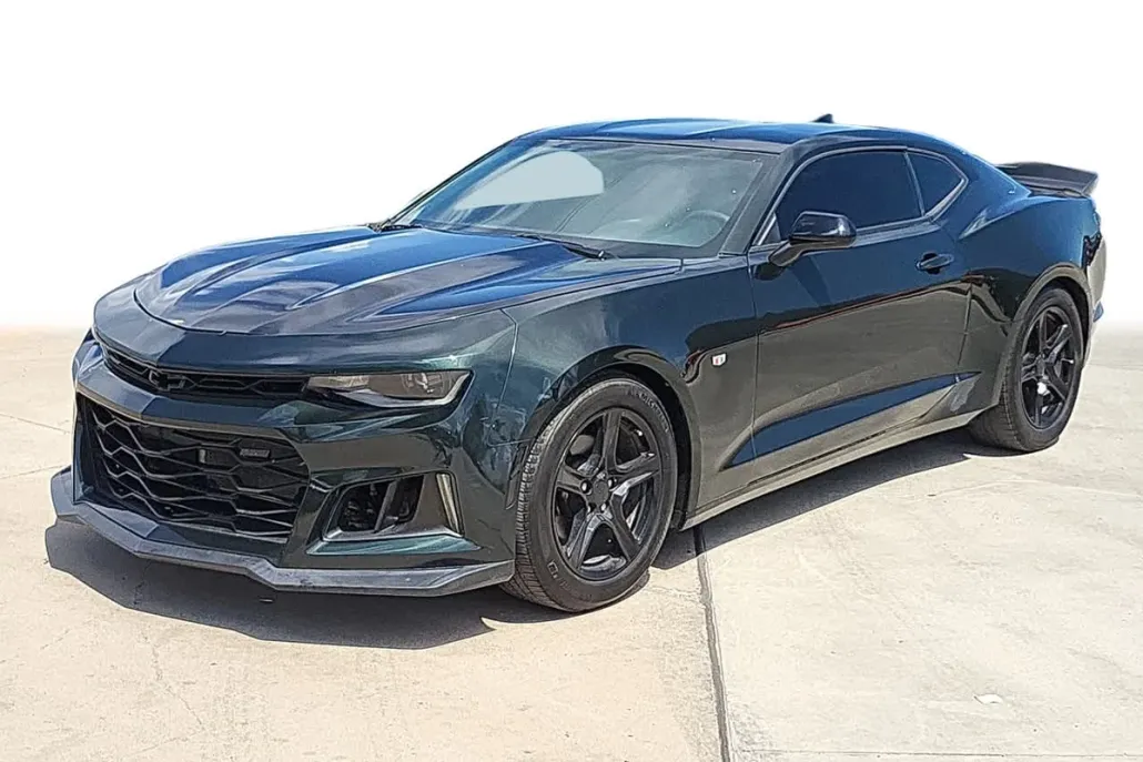 2020 Chevrolet Camaro 1LT photo 1