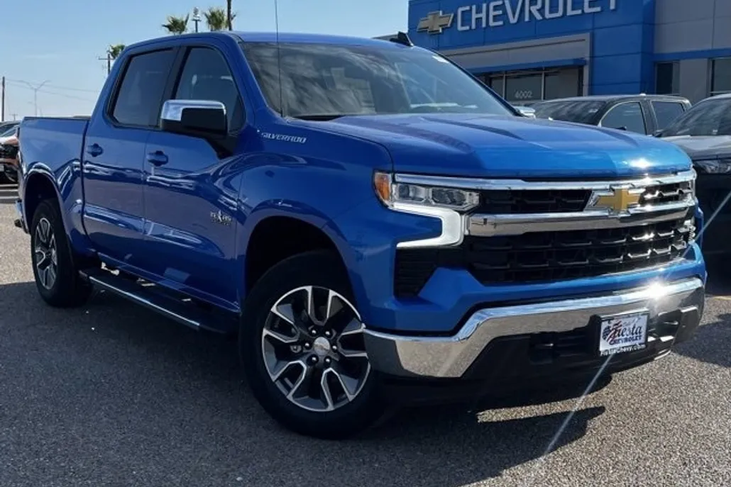 2026 Chevrolet Silverado 1500 LT photo 1