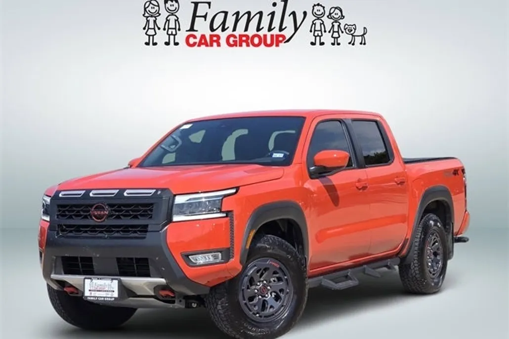 2025 Nissan Frontier PRO-4X photo 1