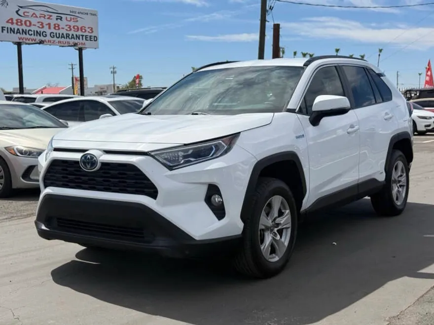 2021 Toyota RAV4 Hybrid XLE photo 1
