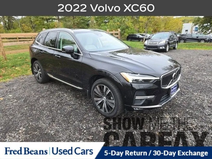 2022 Volvo XC60 B5 Inscription photo 1