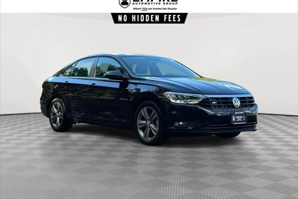 2021 Volkswagen Jetta 1.4T R-Line photo 1