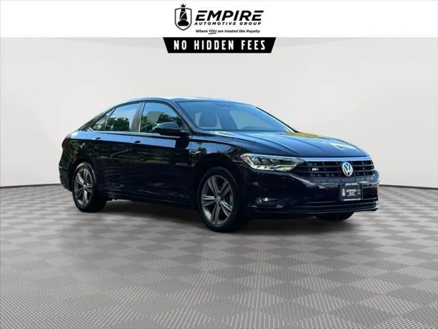 2021 Volkswagen Jetta 1.4T R-Line photo 1